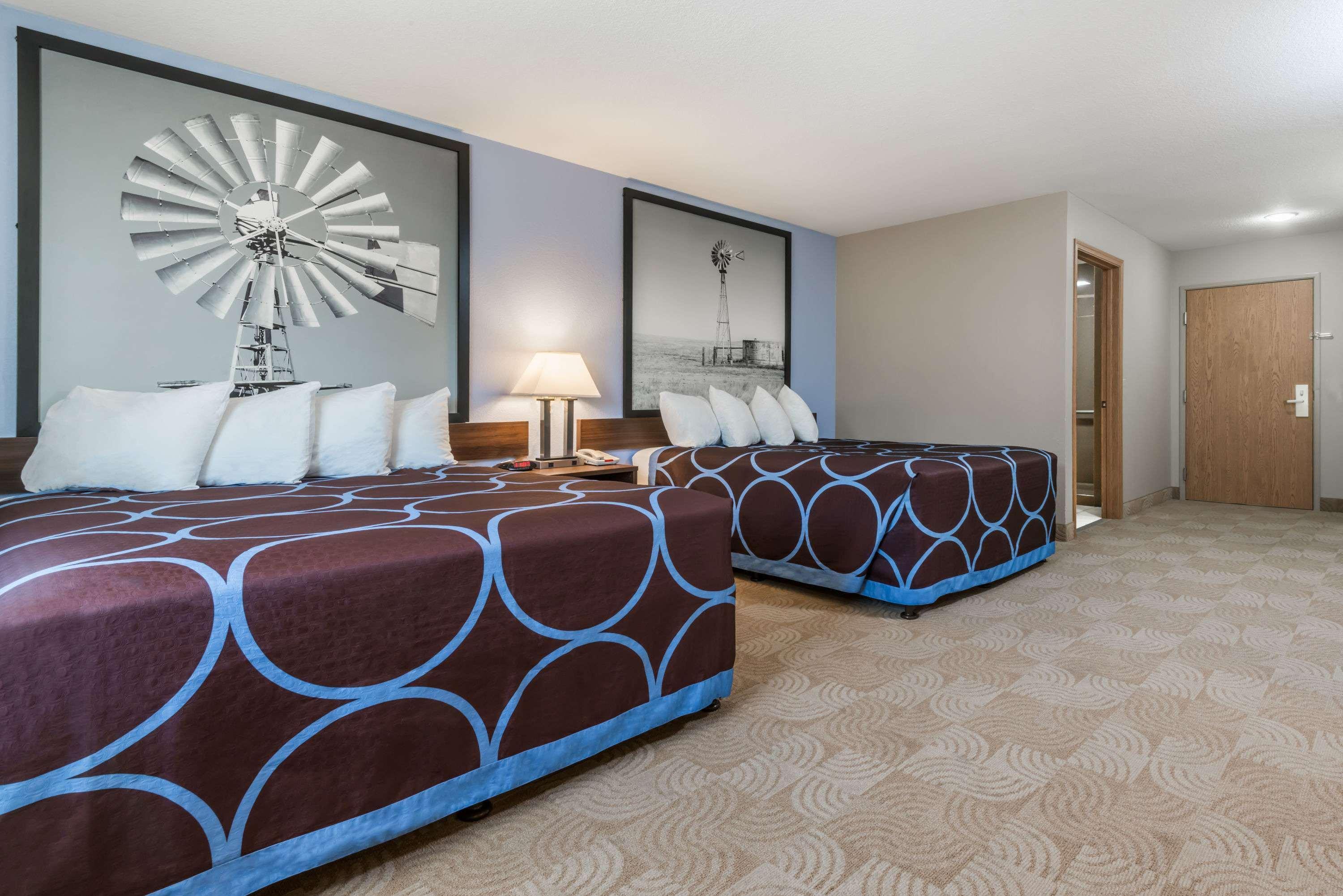 Super 8 By Wyndham Beloit Ξενοδοχείο Εξωτερικό φωτογραφία