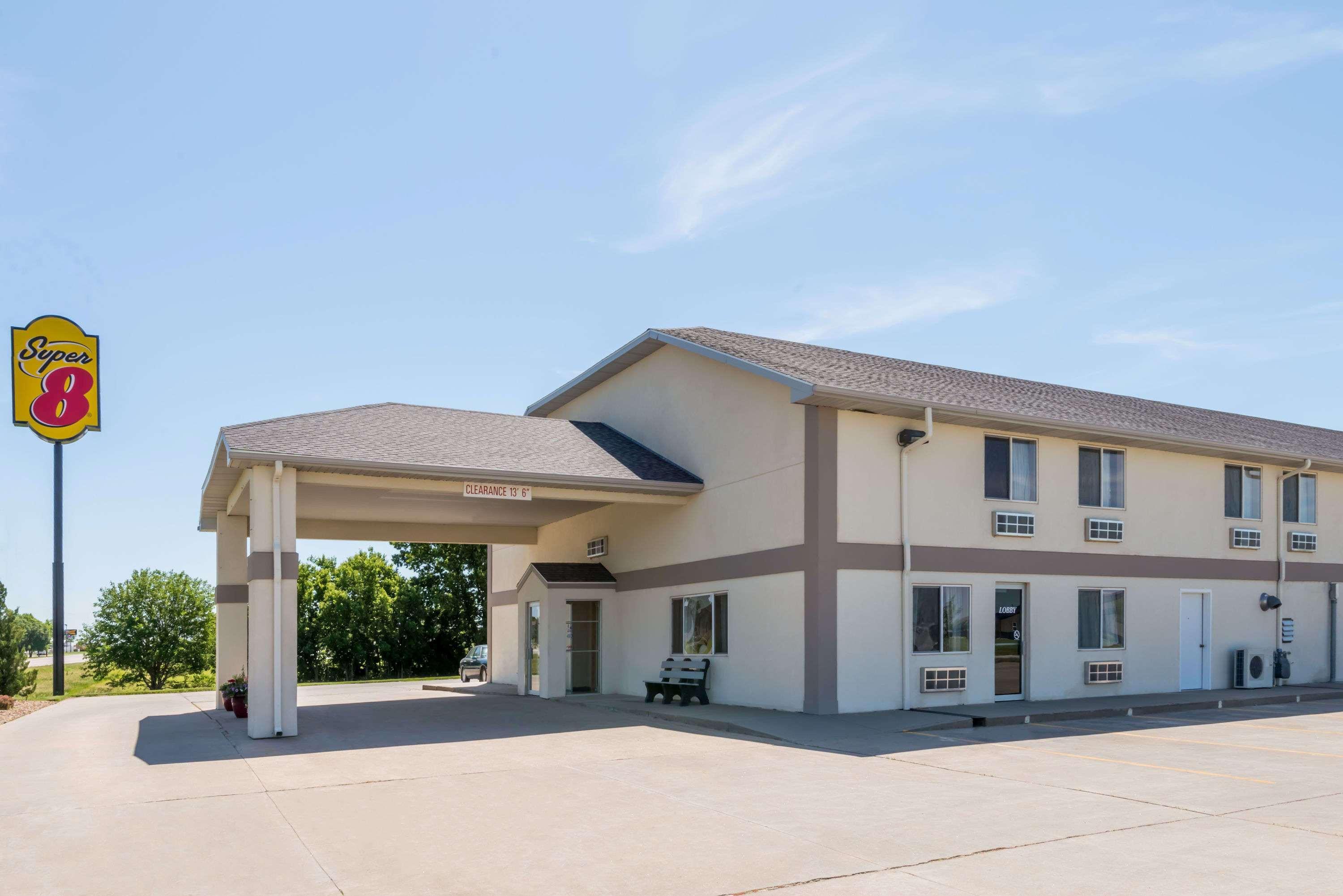 Super 8 By Wyndham Beloit Ξενοδοχείο Εξωτερικό φωτογραφία