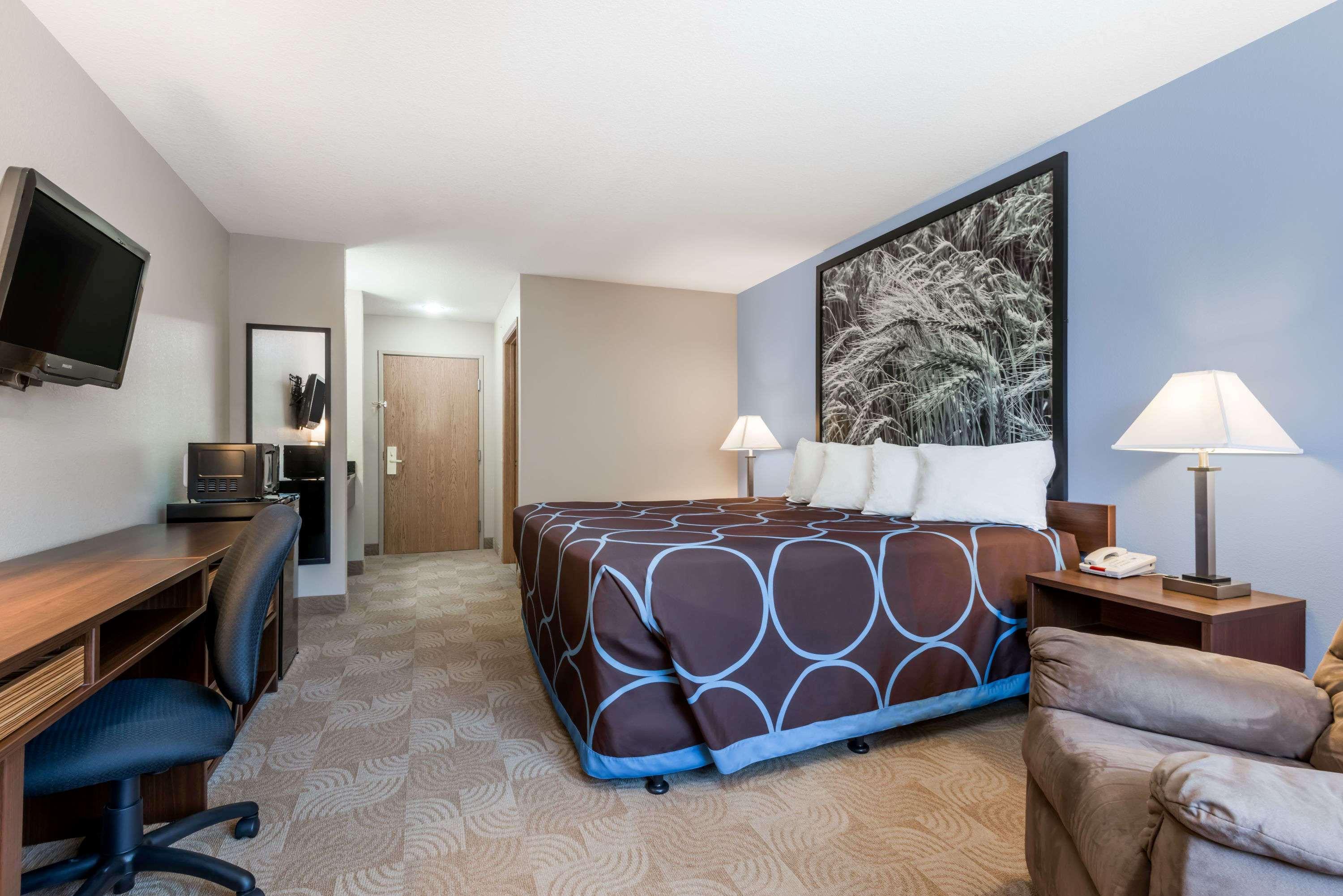 Super 8 By Wyndham Beloit Ξενοδοχείο Εξωτερικό φωτογραφία